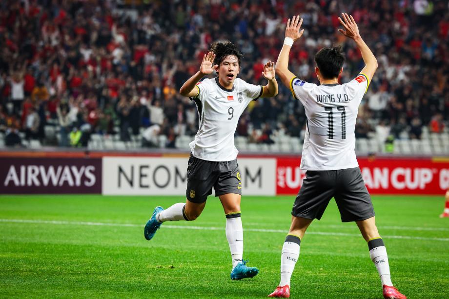 [图]U20国足5-2十人吉尔吉斯斯坦2连胜提前出线球探比分